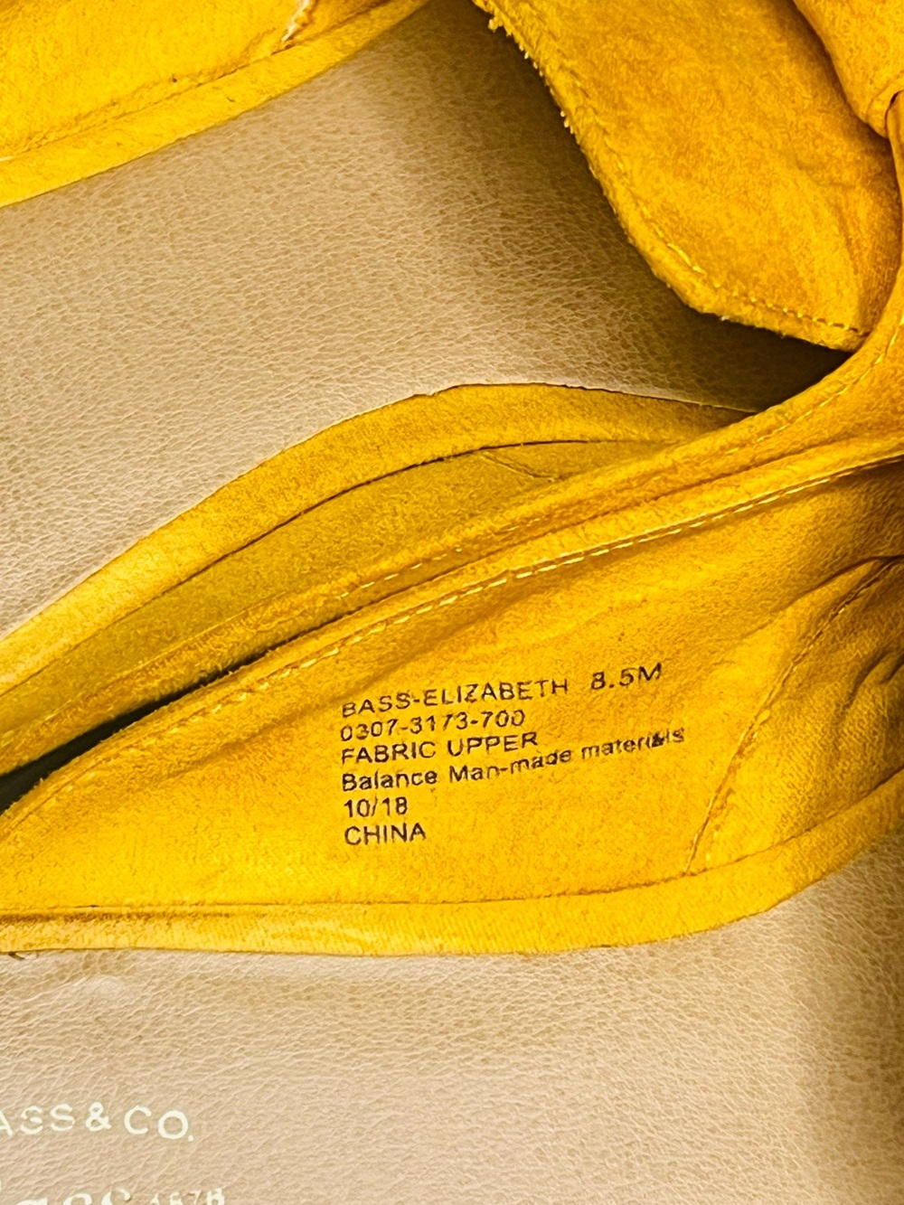 Women’s Mustard Yellow Bow SlipOn Mules Suede GH Bass & Co Sandal Ebbie Sz 8.5M - Picture 5 of 9
